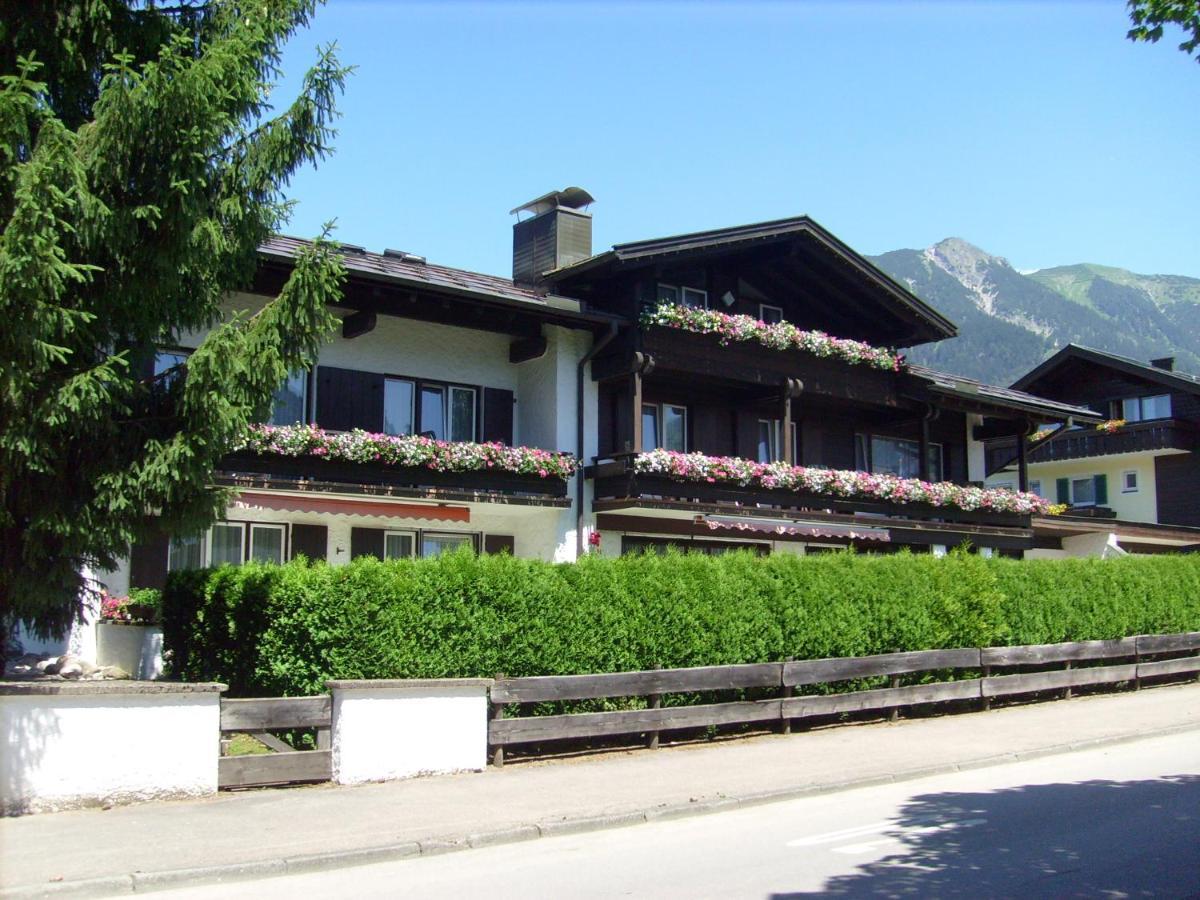 Gaestehaus Immenhof Bed and Breakfast Oberstdorf Buitenkant foto